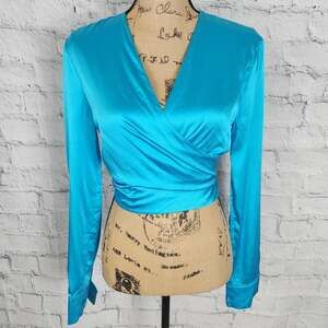 materiel wrap around Crop Top Sz M 90% satin blue long sleeve blouse A17C
